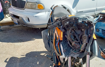 Choque Entre Moto Y Un Auto Deja Un Lesionado En Ixmiquilpan