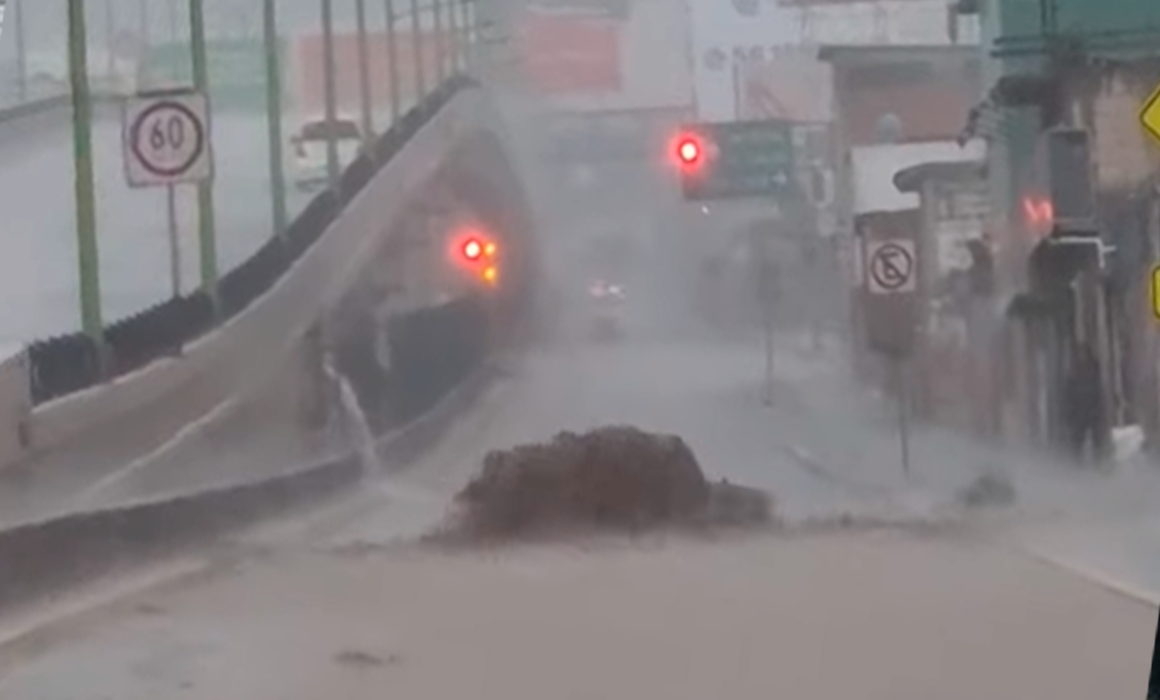 Caos Vial E Inundaciones Deja Lluvia En Pachuca Y La Reforma