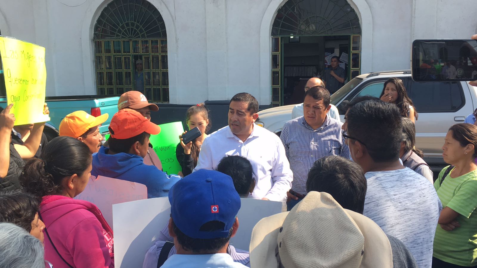 Pobladores se manifiestan en Tula por falta de agua - Quadratín Hidalgo (Registro)