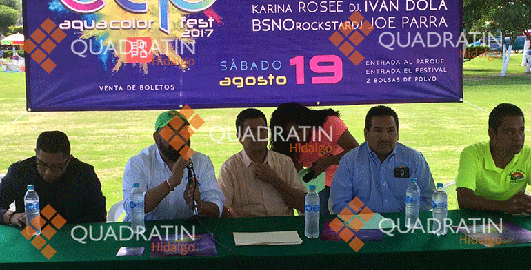 Presentan el espectáculo musical Aqua Color Fest 2017 en Ixmiquilpan