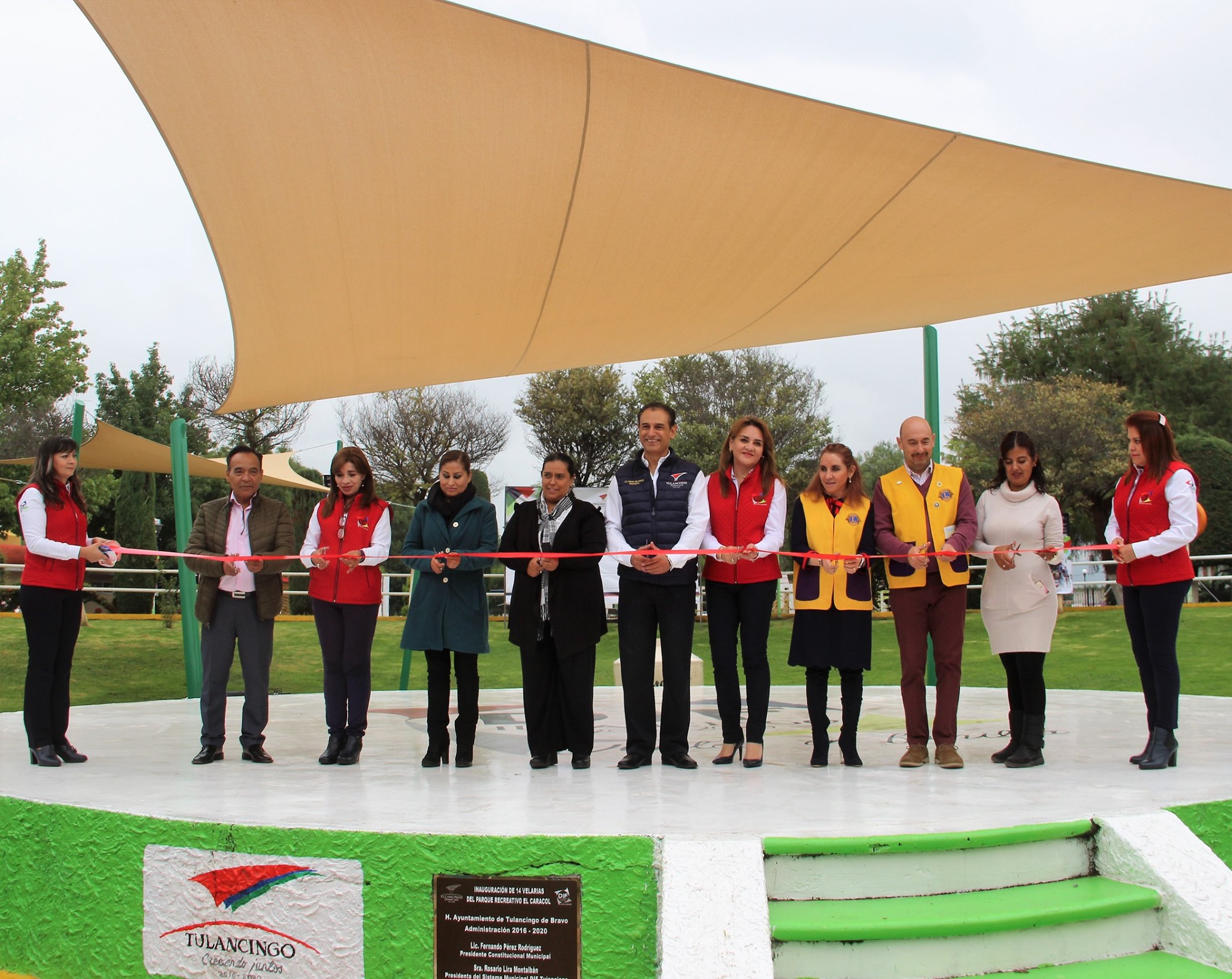 Inaugura edil de Tulancingo velarias en parque recreativo El Caracol