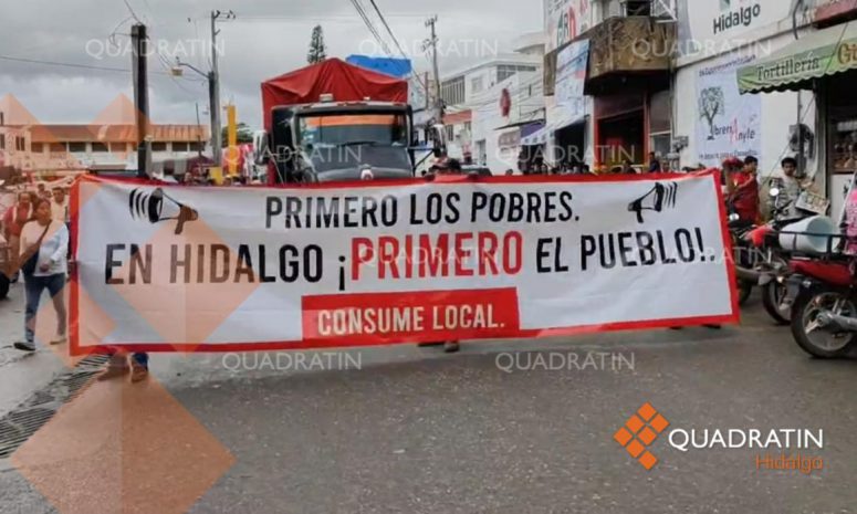 Alcalde de Huejutla engaña a comerciantes y provoca manifestación