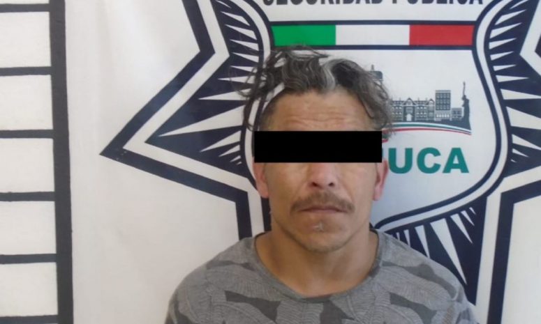 Presunto asaltante roba y golpea a 2 hombres en la Surtidora de Pachuca