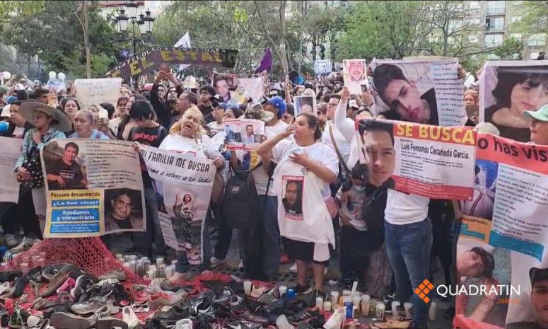 Colectivos reclaman con jornada de luto por hallazgo en Teuchitlán