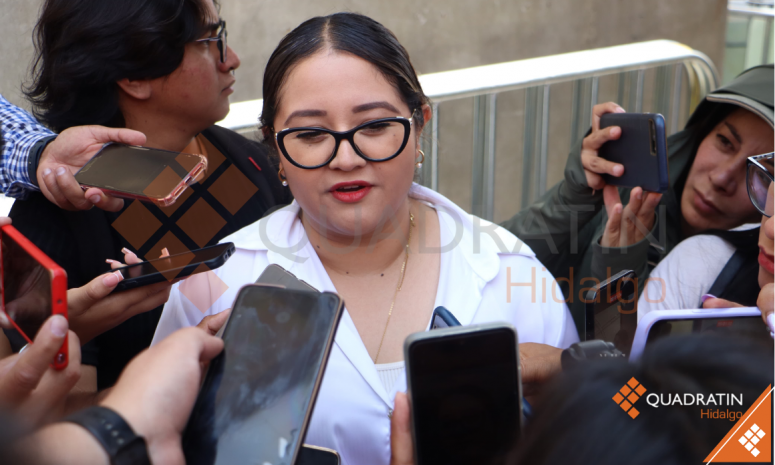 Aclara Escalante uso de su imagen en lona; destaca éxito de jornada médica