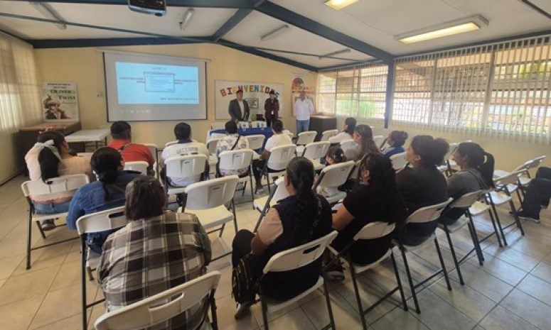 Lleva SEPH Escuela para Padres a El Arenal