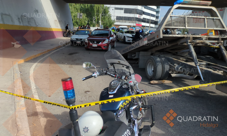 Riña entre conductores deja un muerto en glorieta 24 horas de Pachuca