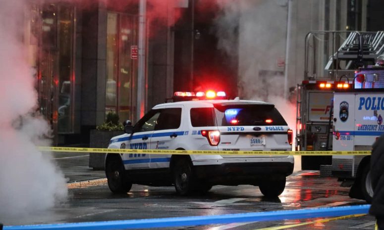 Arden 8 vehículos del NYPD; hay 80 detenidos en protestas contra ICE