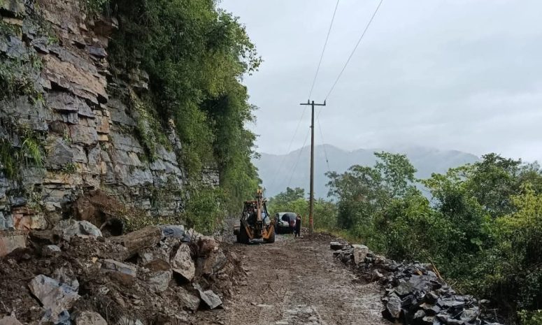 Tepehuacán invertirá 40 millones en caminos tras daños por lluvias