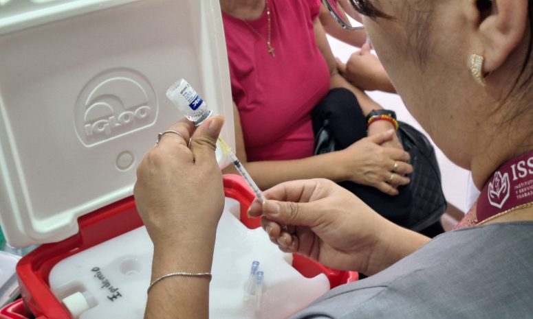 Aplicará Hidalgo vacunas contra influenza y Covid 19